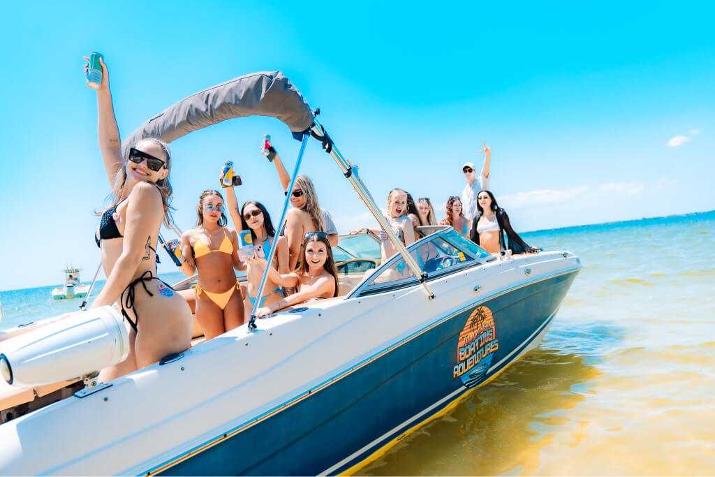 Group Photo At Beer Can Island